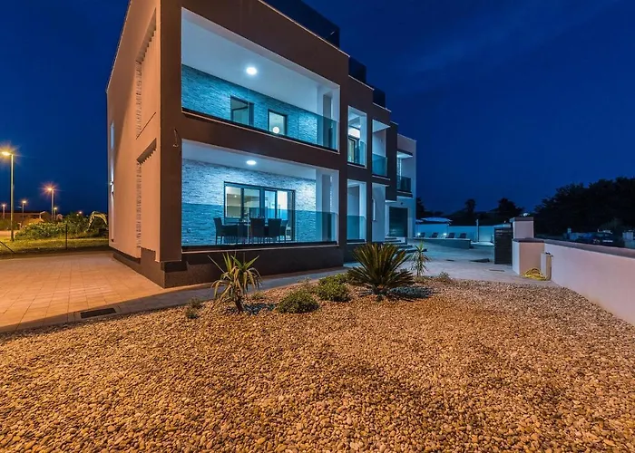 בית נופש Nika *